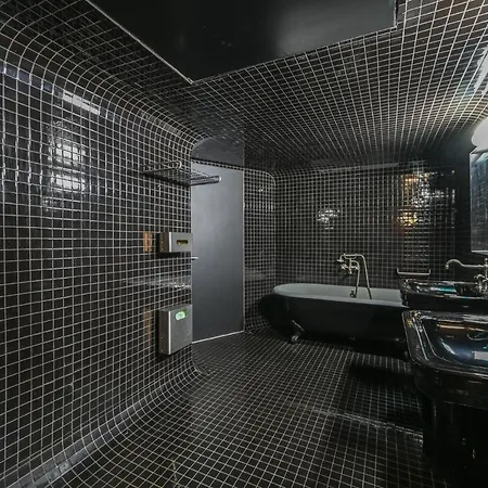 Magic In Saint Germain Des Pres 巴黎